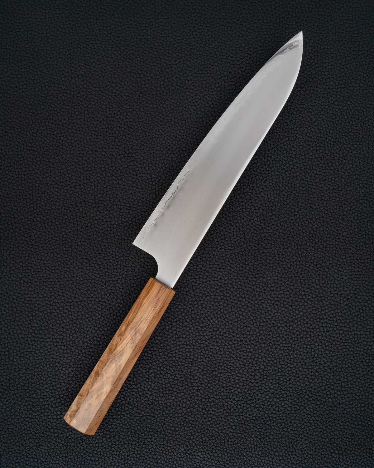 Kokkekniv 240 mm, HATSUKOKORO Chromax Oliven Gyuto tomatosharp