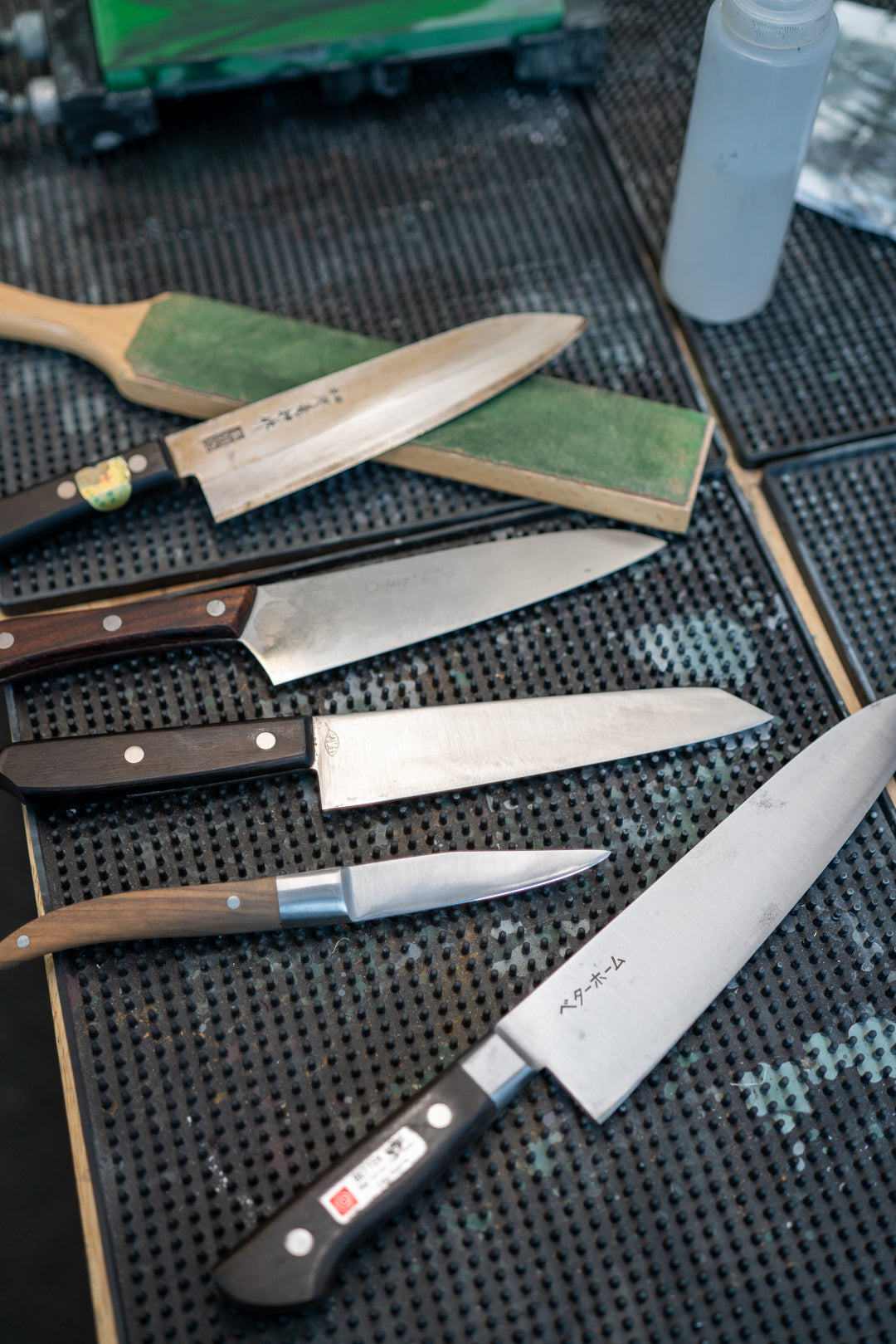 Tre enkle tester for å sjekke om kniven din er skarp