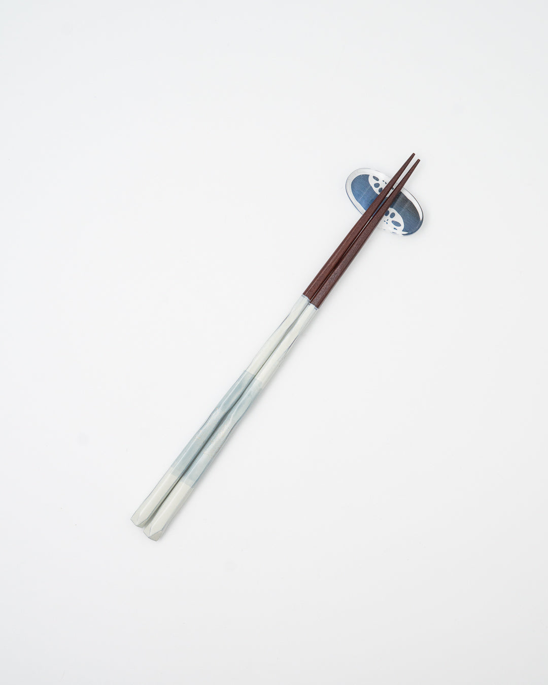 Spisepinneholder, Lotus tomatosharp