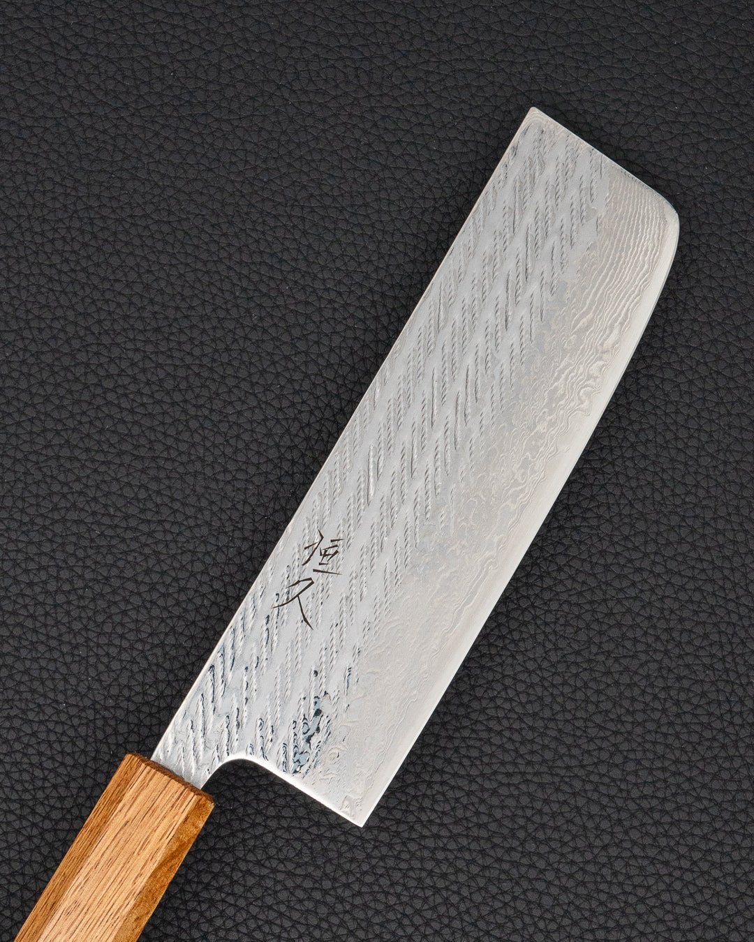 Grønnsakskniv 165 mm, TSUNEHISA A10 Nawame Burnt Oak Nakiri Tsunehisa