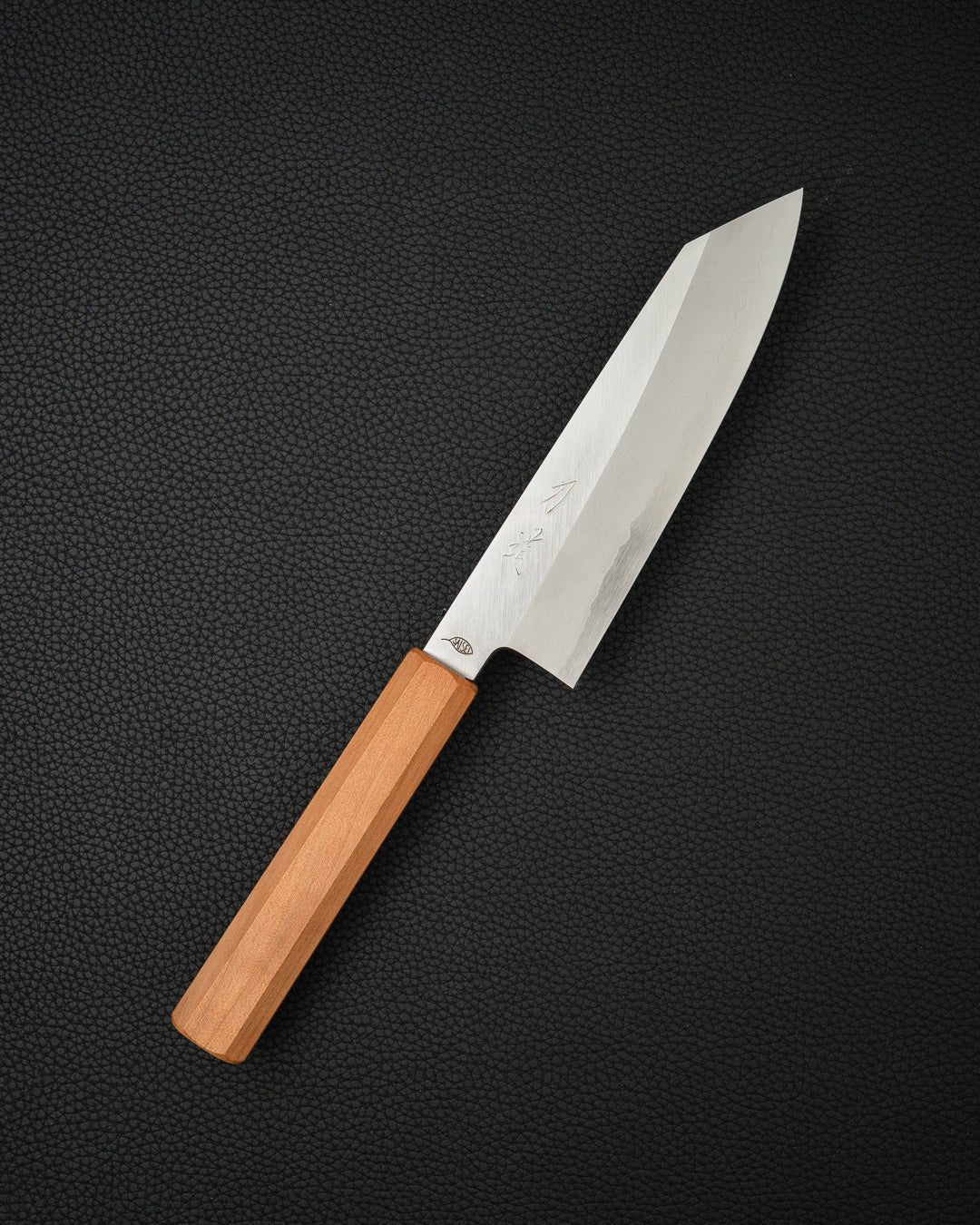 Kokkekniv 180 mm, HADO x SAISEI Ginsan Cherry Kiritsuke Santoku HADO