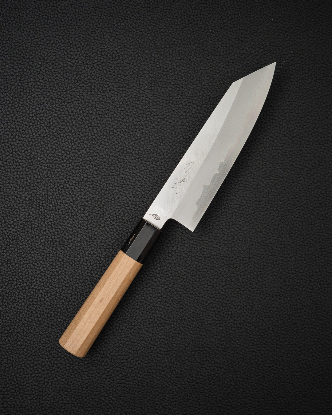 Kokkekniv 180 mm, HADO x SAISEI Ginsan Kiritsuke Santoku HADO