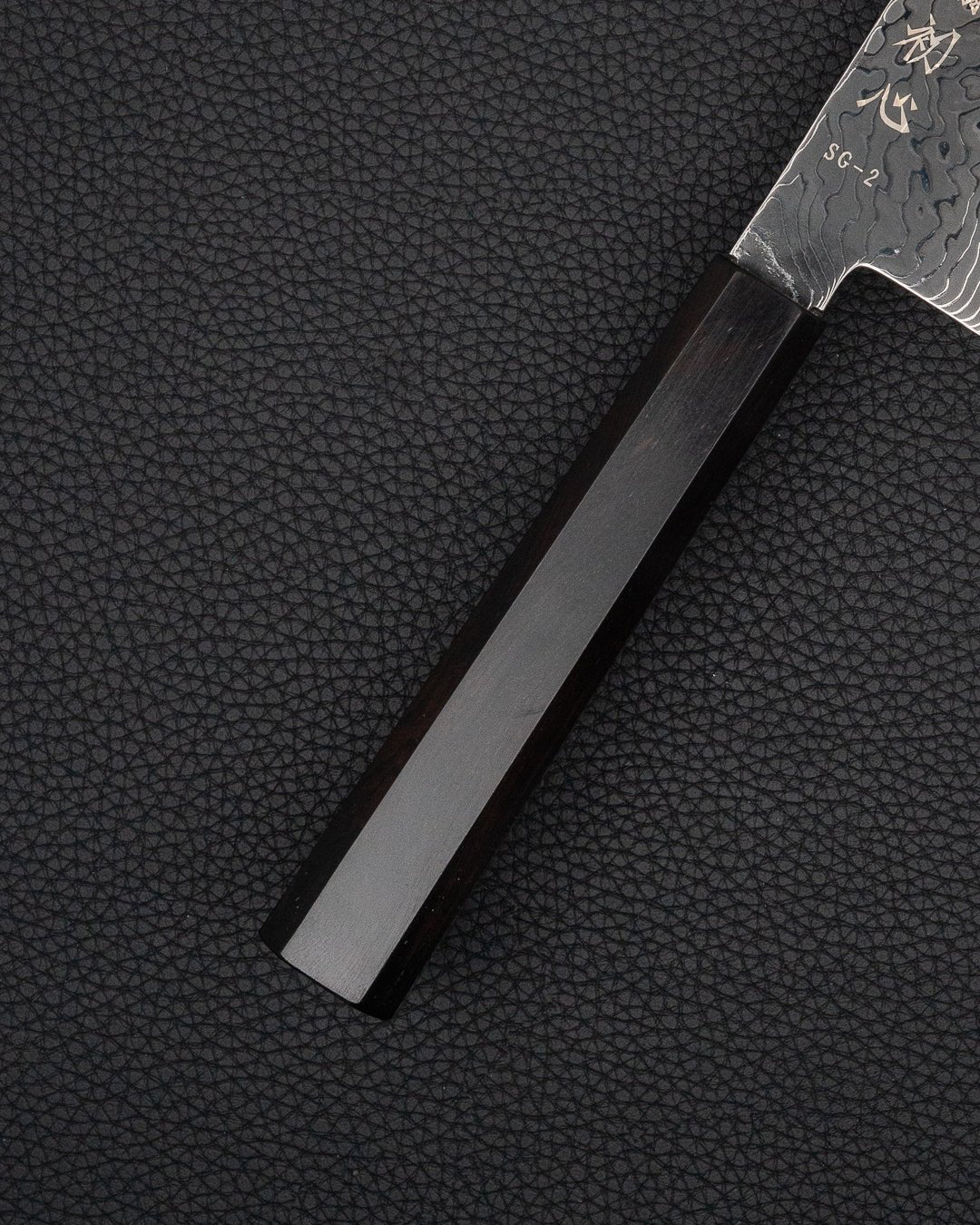 Kokkekniv 180 mm, HATSUKOKORO Ryuhyo SG2 Kurozome Damascus Bunka tomatosharp