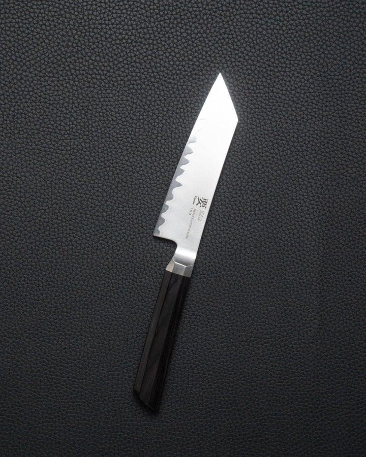 KAI Seki Kaname Kiritsuke 120 mm tomatosharp