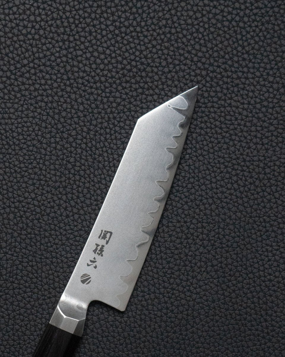 KAI Seki Kaname Kiritsuke 120 mm tomatosharp