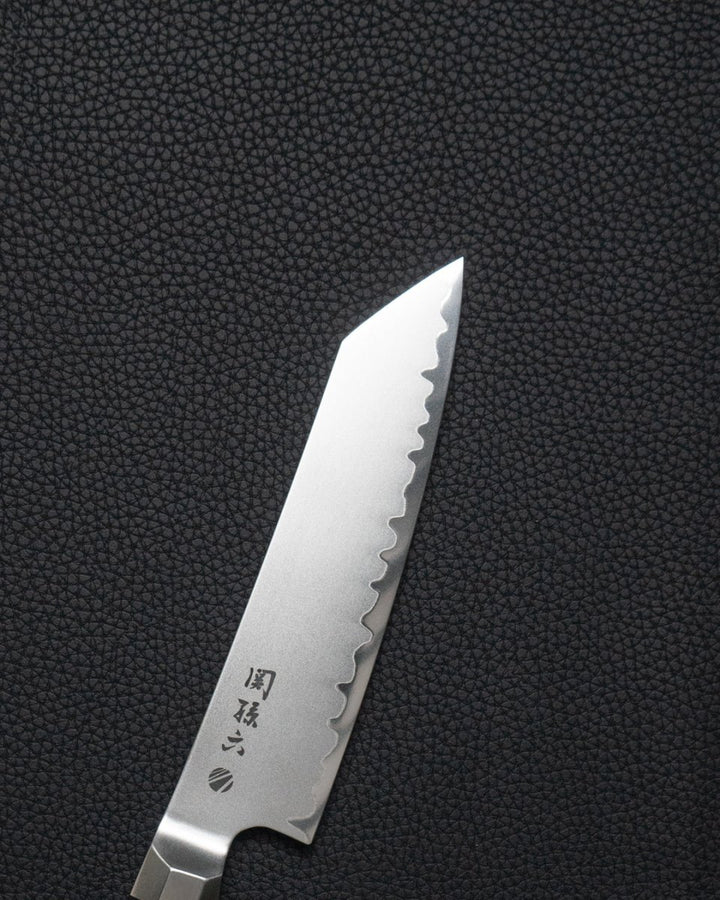 KAI Seki Kaname Kiritsuke 150 mm tomatosharp