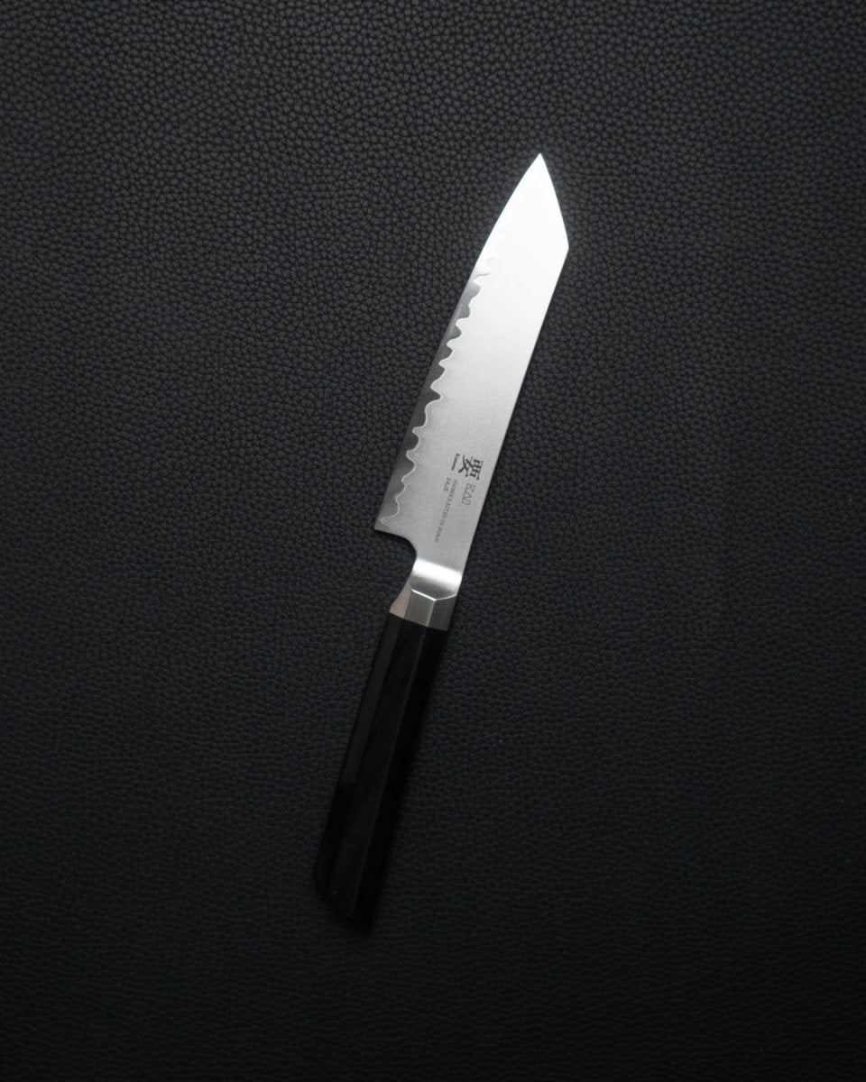 KAI Seki Kaname Kiritsuke 150 mm tomatosharp