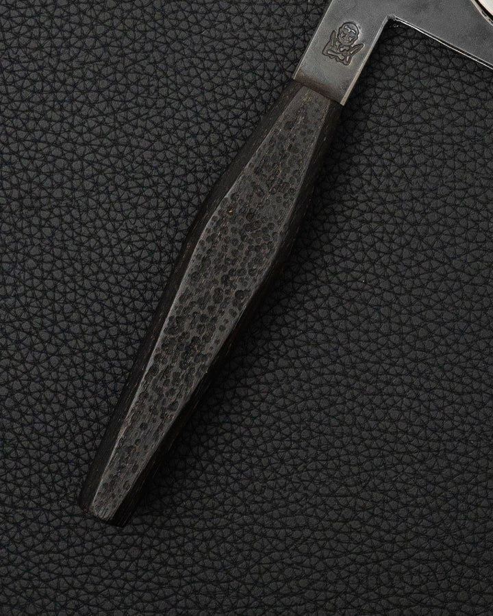 Pizzakutter, KNIFE GUY STUDIO AEB-L Geometric tomatosharp