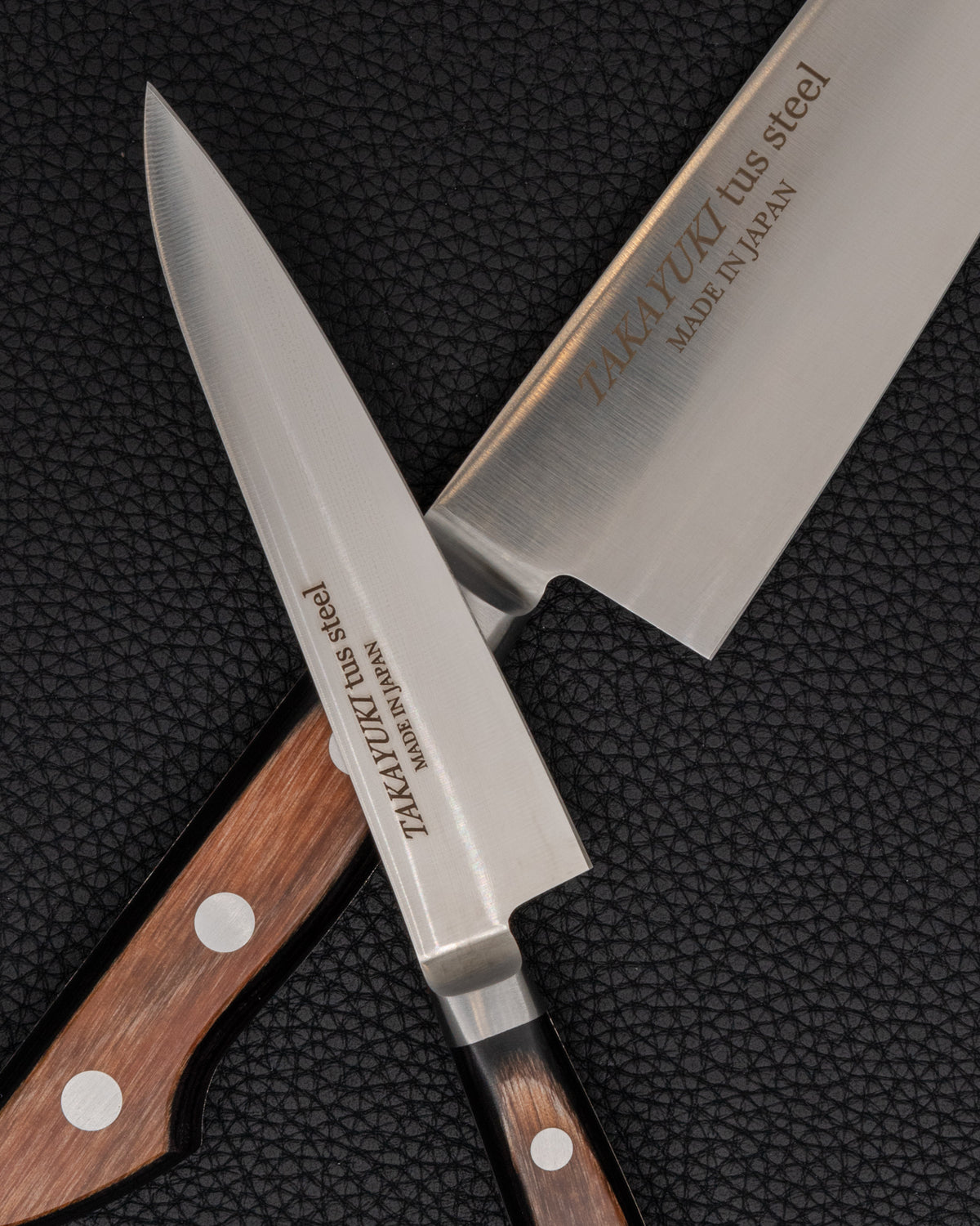 Knivsett 2 kniver, SAKAI TAKAYUKI TUS Kokkekniv og universalkniv tomatosharp