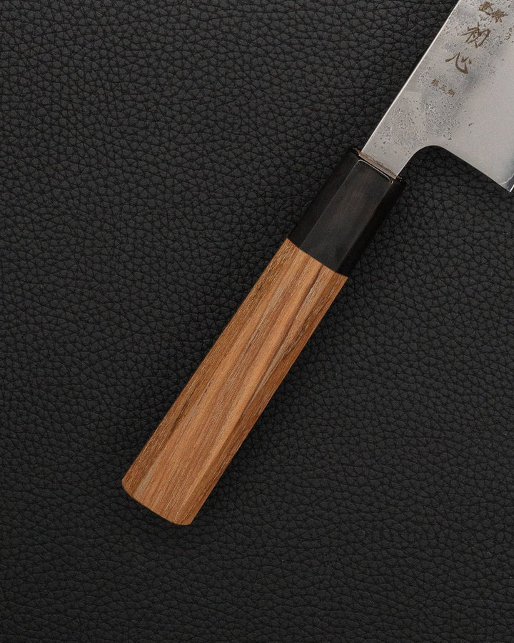 Kokkekniv 170 mm, HATSUKOKORO Ginrei Ginsan Nashiji Santoku Hatsukokoro