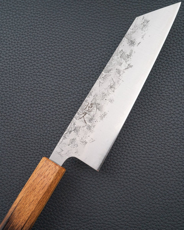 TSUNEHISA SLD Washiji Burnt Oak Bunka 170 mm + Keramisk skjerpestav tomatosharp
