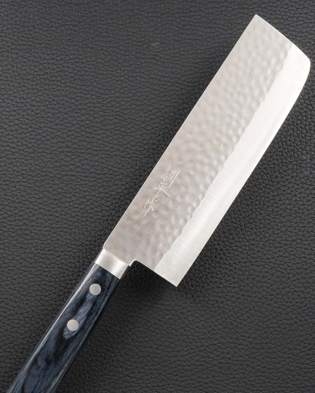 MASUTANI VG10 Damascus Tsuchime Blue Nakiri 165 mm tomatosharp