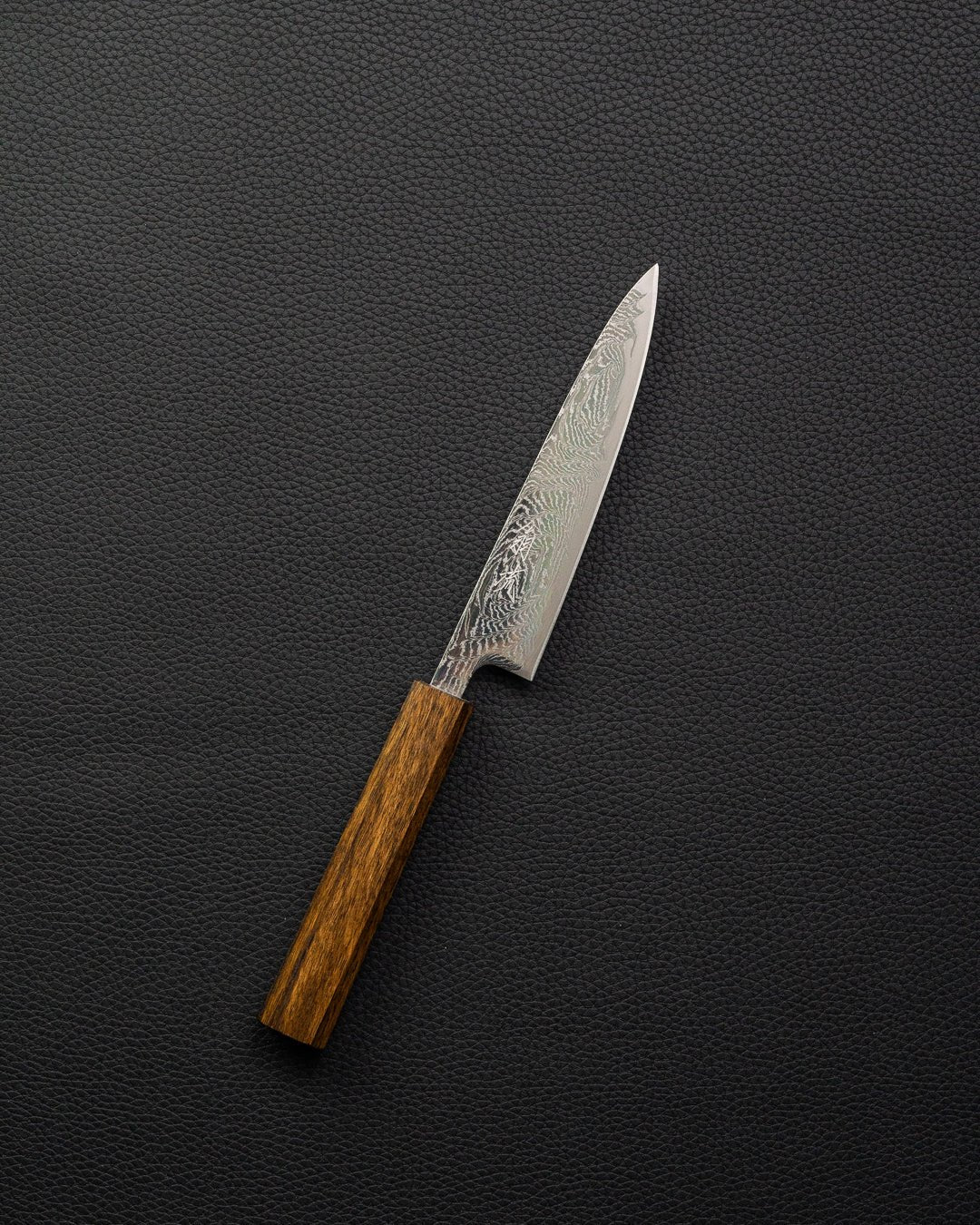 Universalkniv 135 mm, OUL Black Oak Uzu Damascus Petty OUL