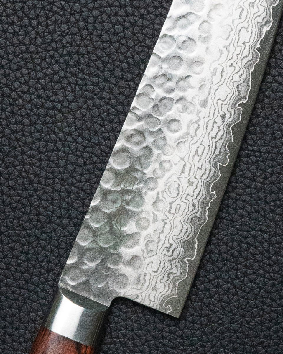 OUL Classic Damascus Tsuchime Santoku 180 mm tomatosharp