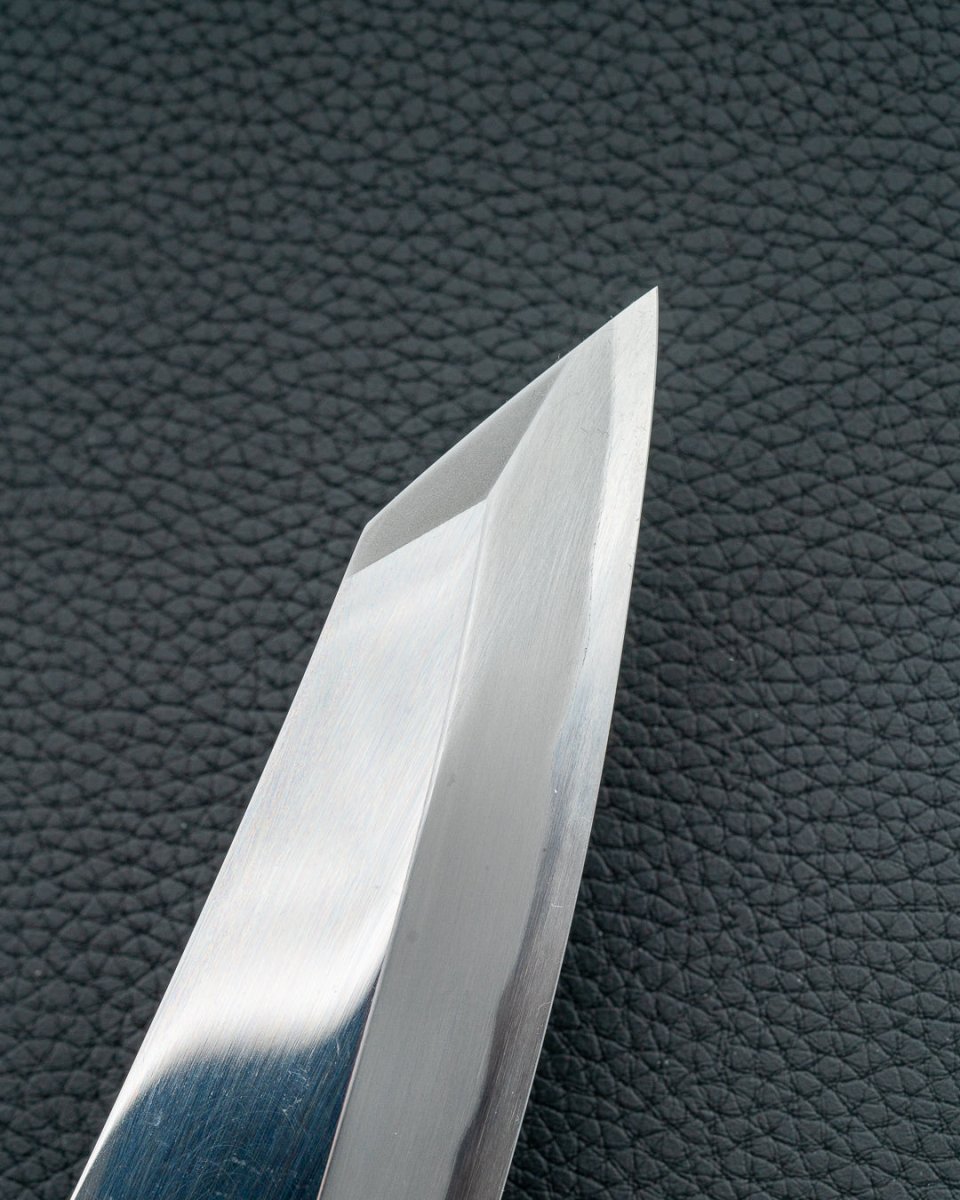 Sakai Takayuki Itsuo Doi Hienn Deba 180 mm tomatosharp