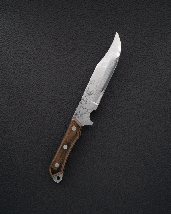 SEKI KANETSUNE Seseragi Damascus Blue Steel Jaktkniv 125 mm tomatosharp