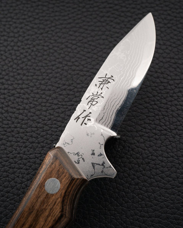SEKI KANETSUNE Seseragi Damascus Blue Steel Turkniv 70 mm tomatosharp