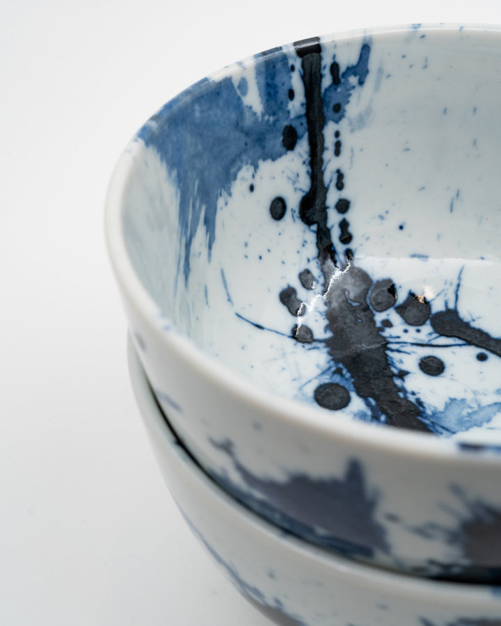 Skålsett 2×350 ml, MADE IN JAPAN Blue &amp; White Splash med spisepinner tomatosharp