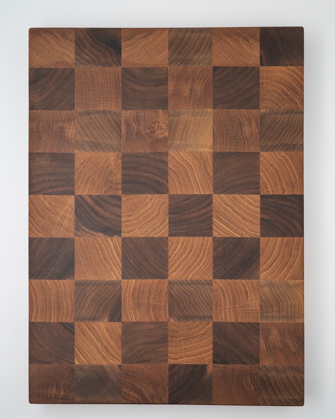 Skjærebrett, TS Endeved Eik og Valnøtt Sjakk (40x30cm) Tomatosharp