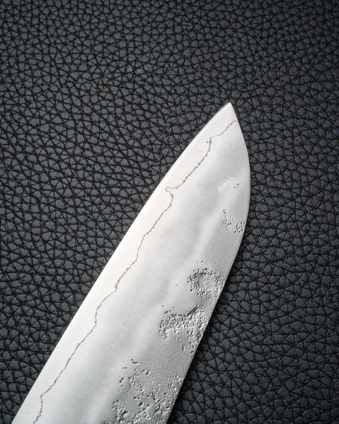 TSUNEHISA G3 Nashiji Santoku 180 mm