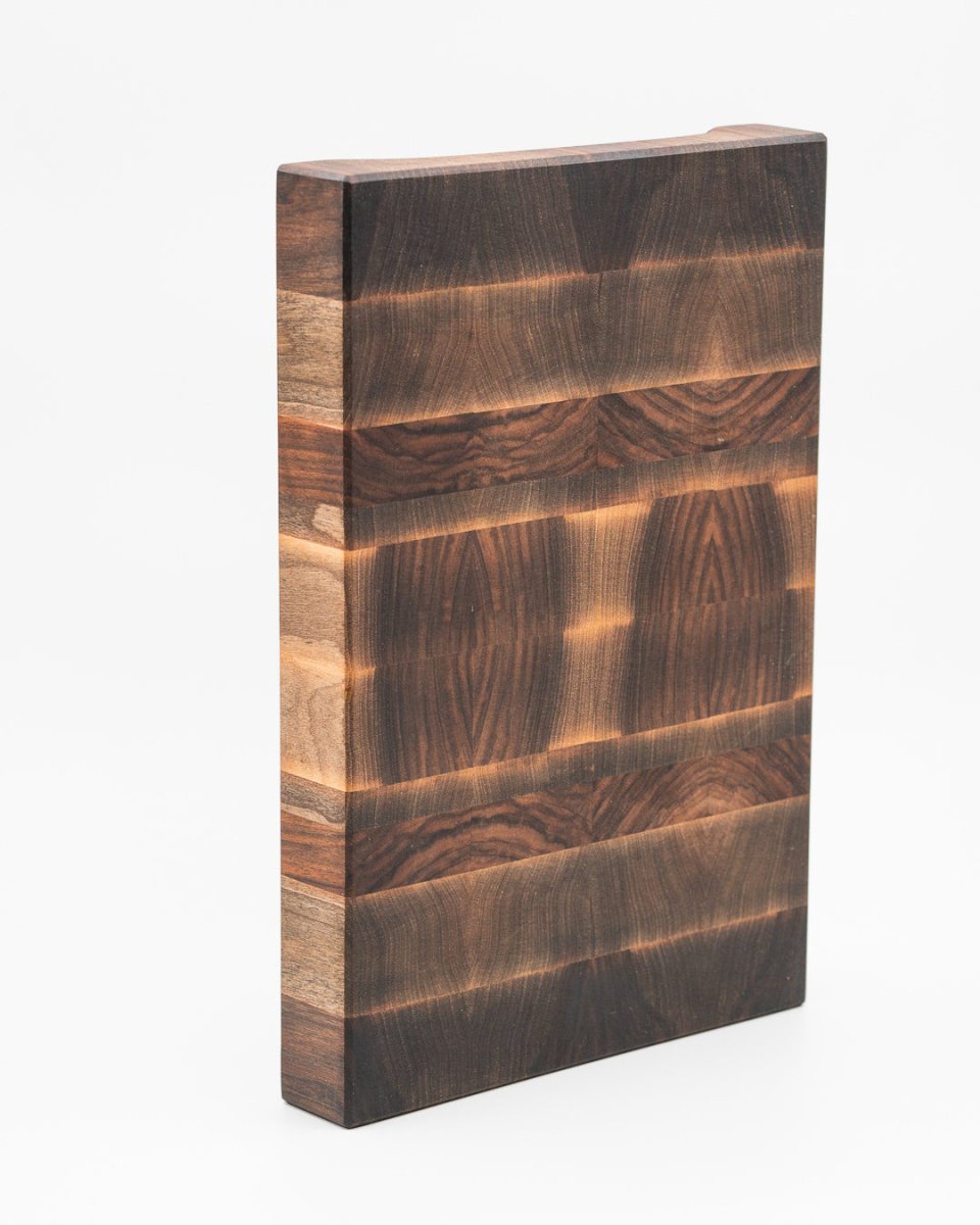 TS Skjærebrett Endeved Symmetri Valnøtt 40x30cm tomatosharp