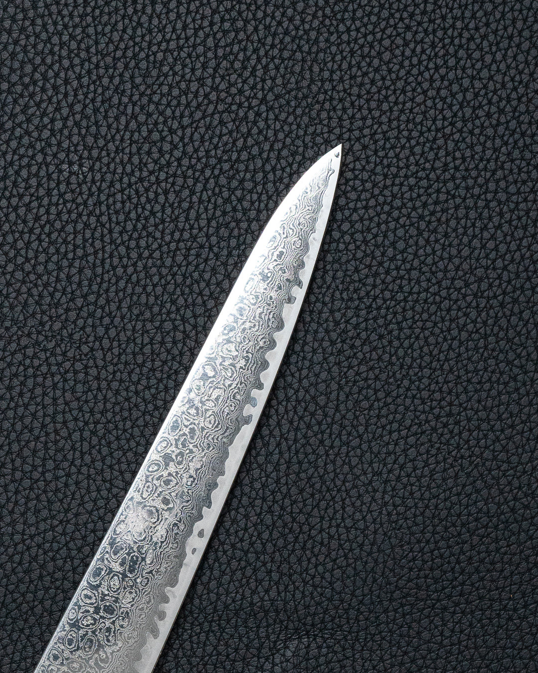 TSUNEHISA A10 Damascus Sujihiki 240 mm