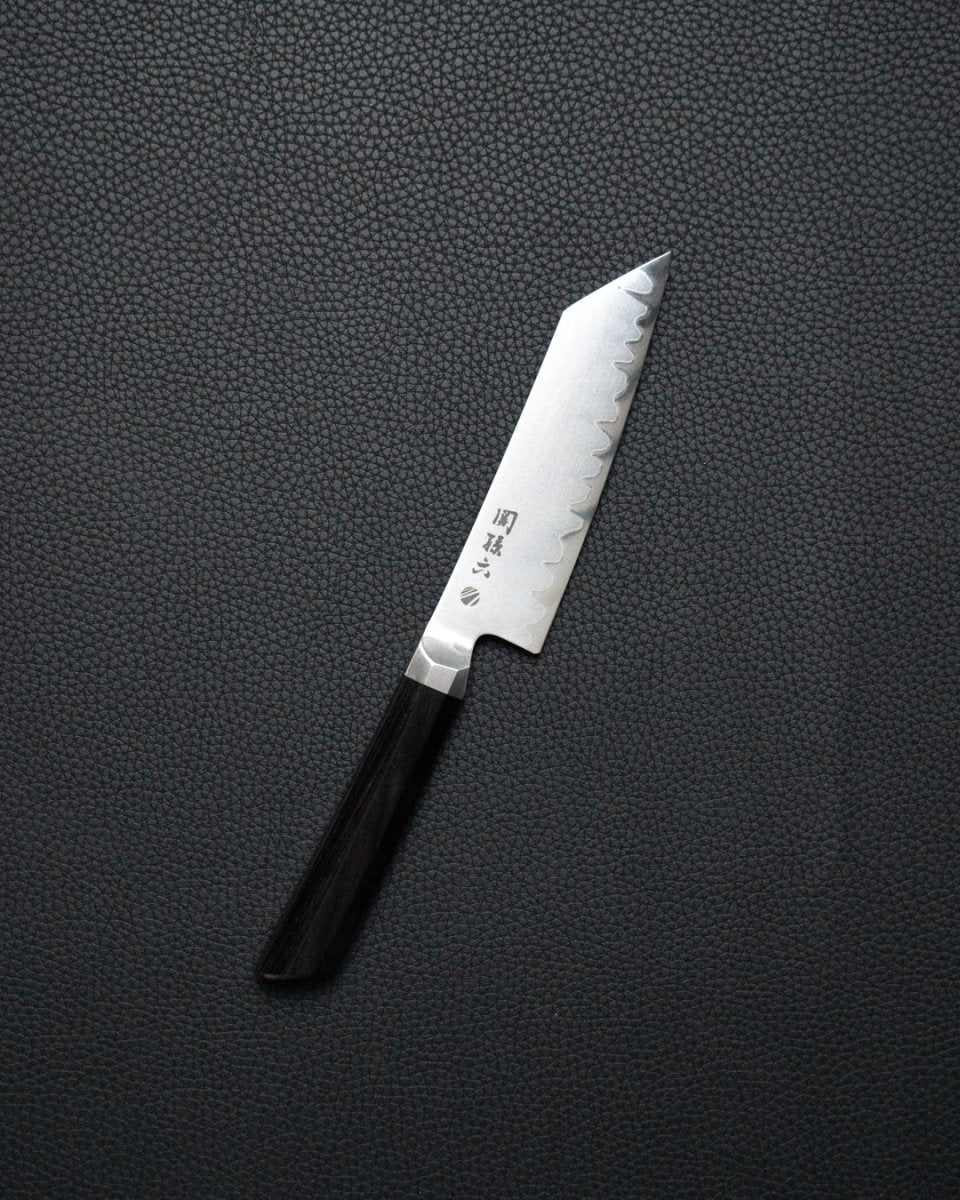 KAI Seki Kaname Kiritsuke 120 mm tomatosharp
