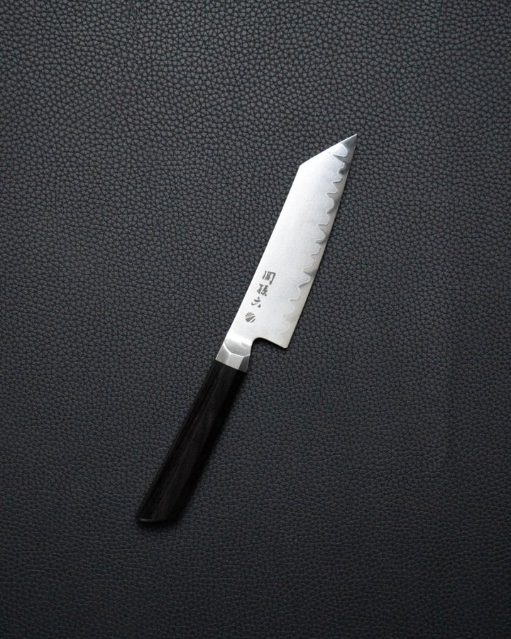KAI Seki Kaname Kiritsuke 120 mm tomatosharp
