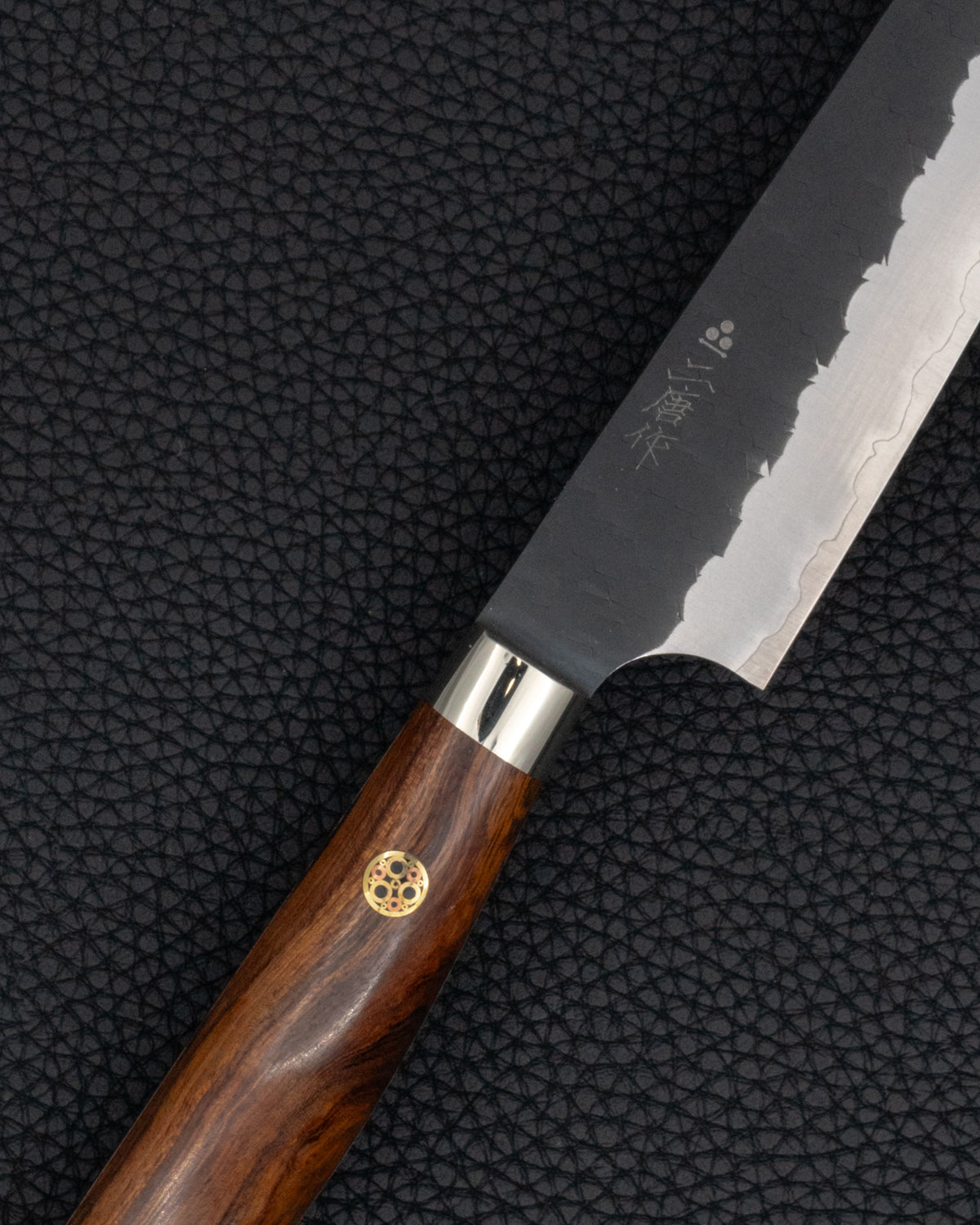 Universalkniv 150 mm, NIGARA HAMONO SG2 Kurouchi Tsuchime Ironwood Petty tomatosharp