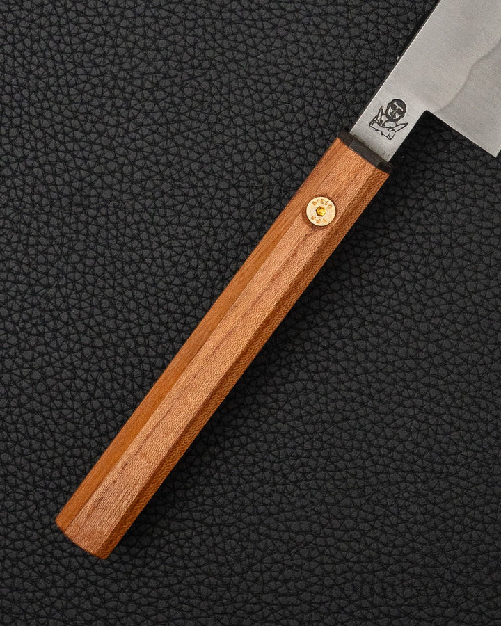 Utbeiningskniv 135 mm, KNIFE GUY STUDIO Honesuki Knife Guy Studio