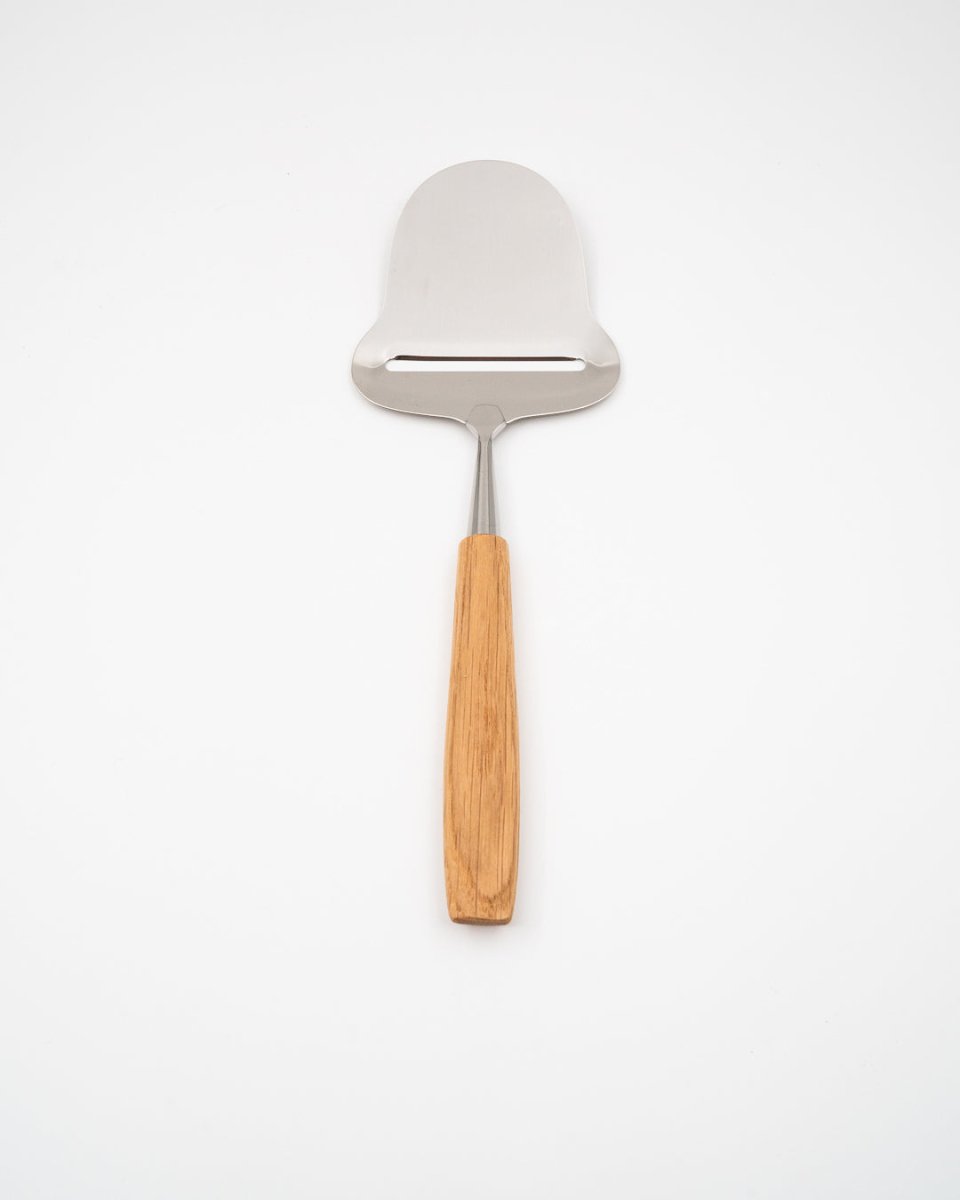 Bjørklund Ostehøvel Eik tomatosharp