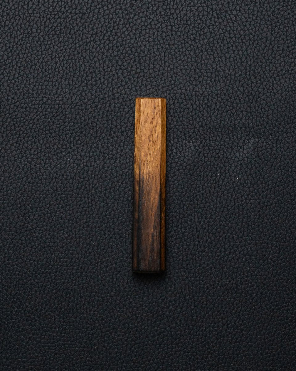 Håndtak i brent eik - Yaki Tsunehisa