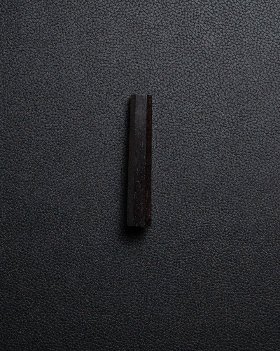 Håndtak i ibenholt Hatsukokoro