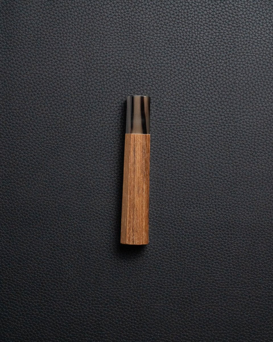 Håndtak i teak og bøffelhorn Hatsukokoro