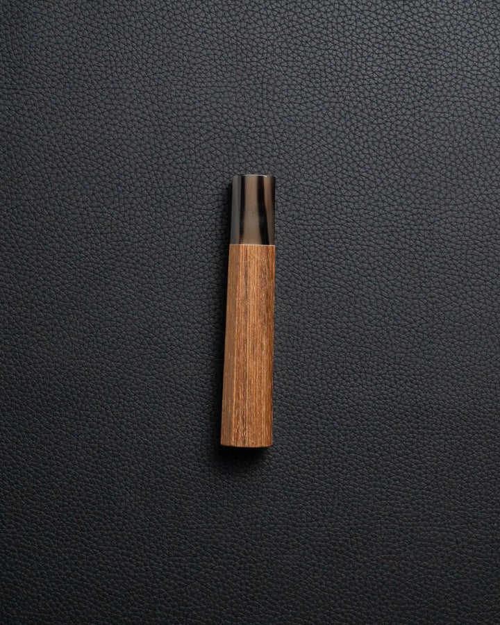 Håndtak i teak og bøffelhorn Hatsukokoro