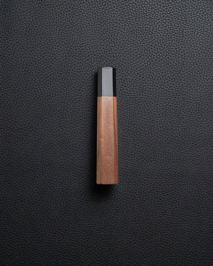 Håndtak i valnøtt og bøffelhorn Hatsukokoro