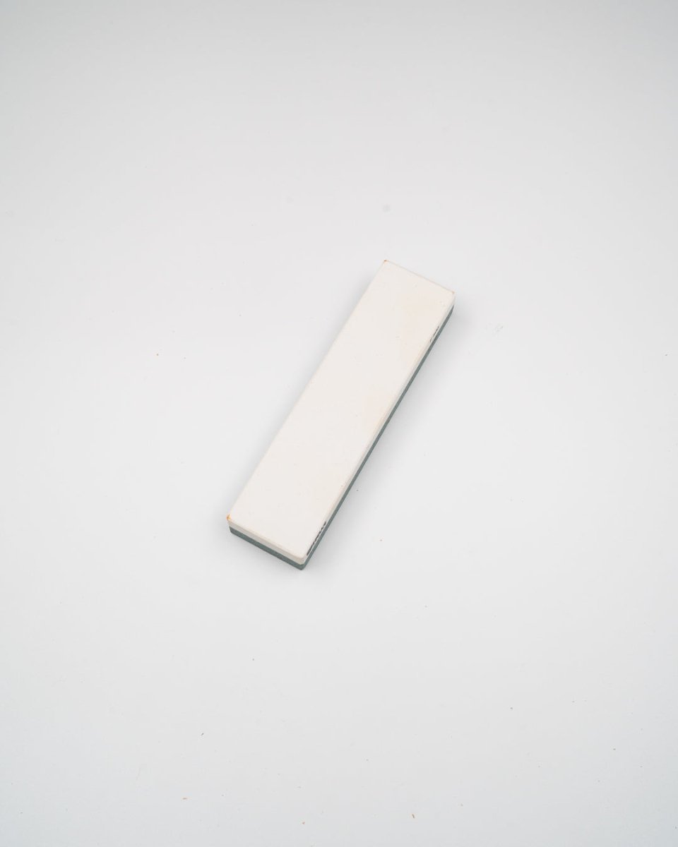 HELLE Slipestein liten med etui HELLE