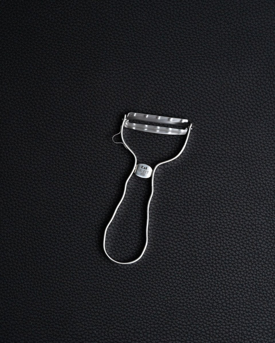 KAI T-Skreller 50 mm tomatosharp