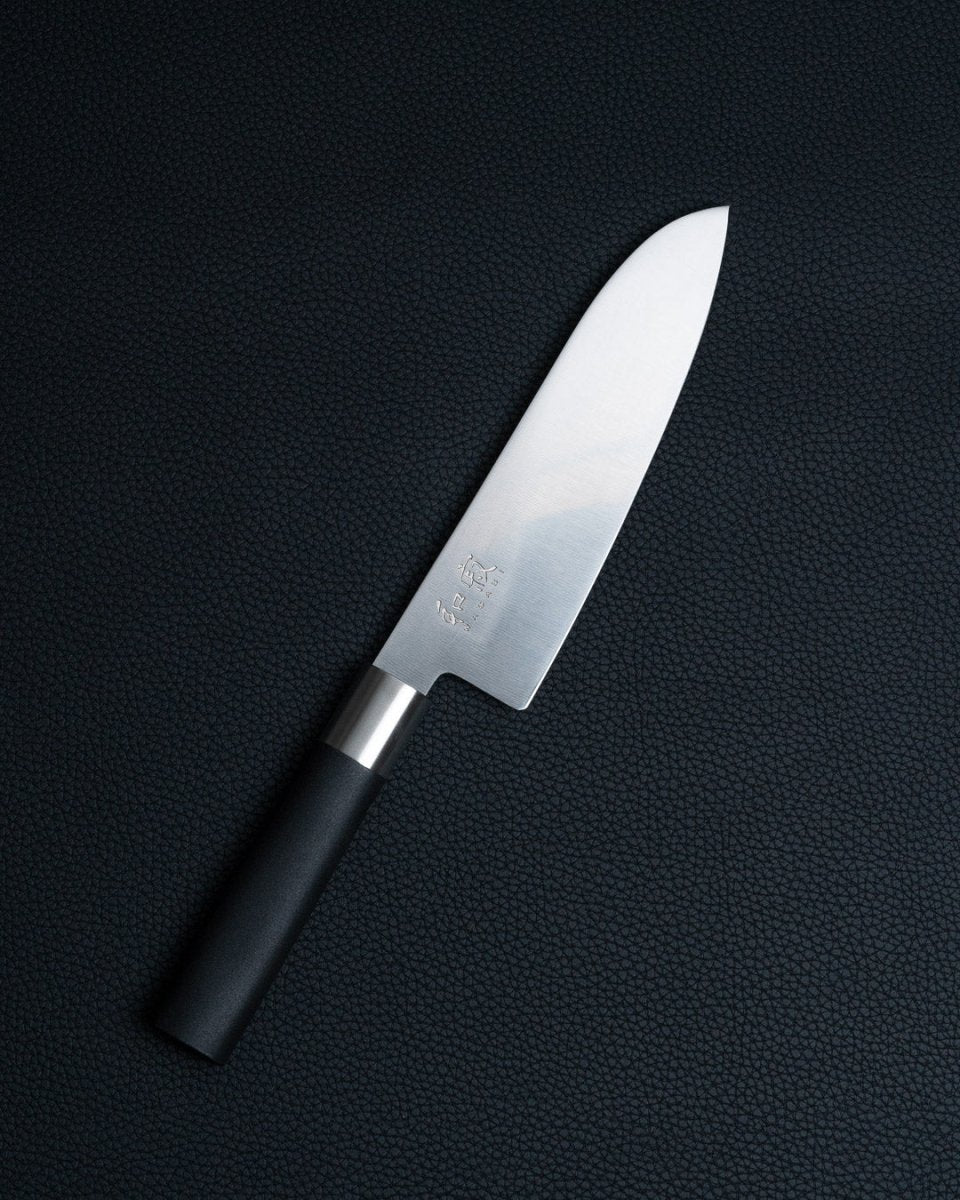 KAI WASABI BLACK Santoku 165 mm KAI