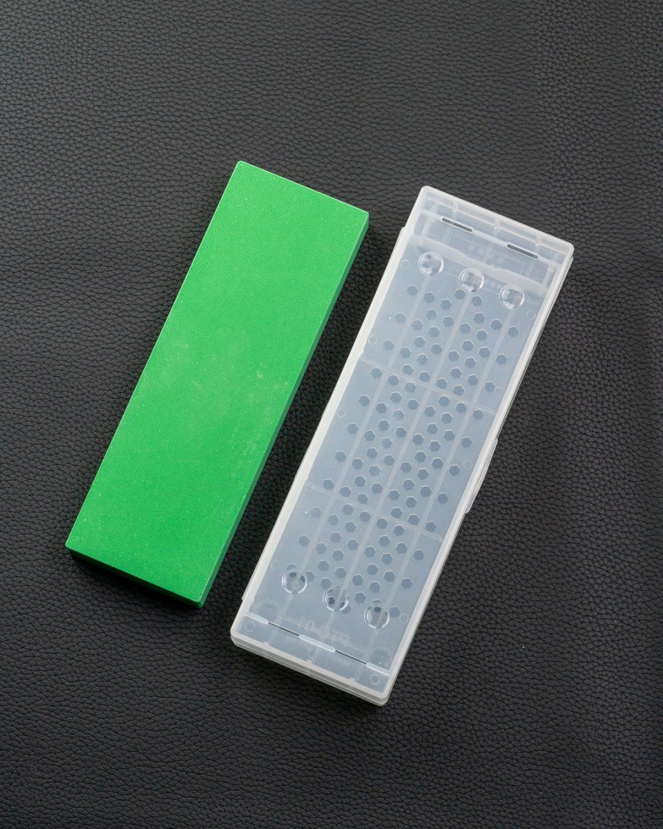 NANIWA Våtsteinholder og etui PTC - 001 Naniwa