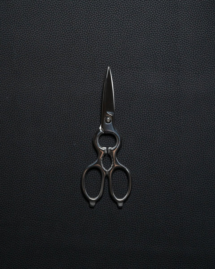 OUL Japansk smidd kjøkkensaks tomatosharp