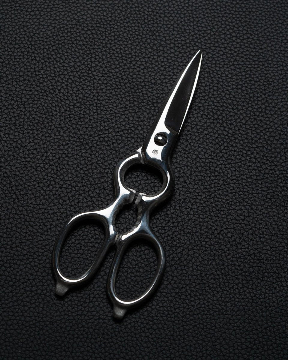 OUL Japansk smidd kjøkkensaks tomatosharp