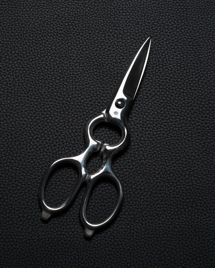 OUL Japansk smidd kjøkkensaks tomatosharp