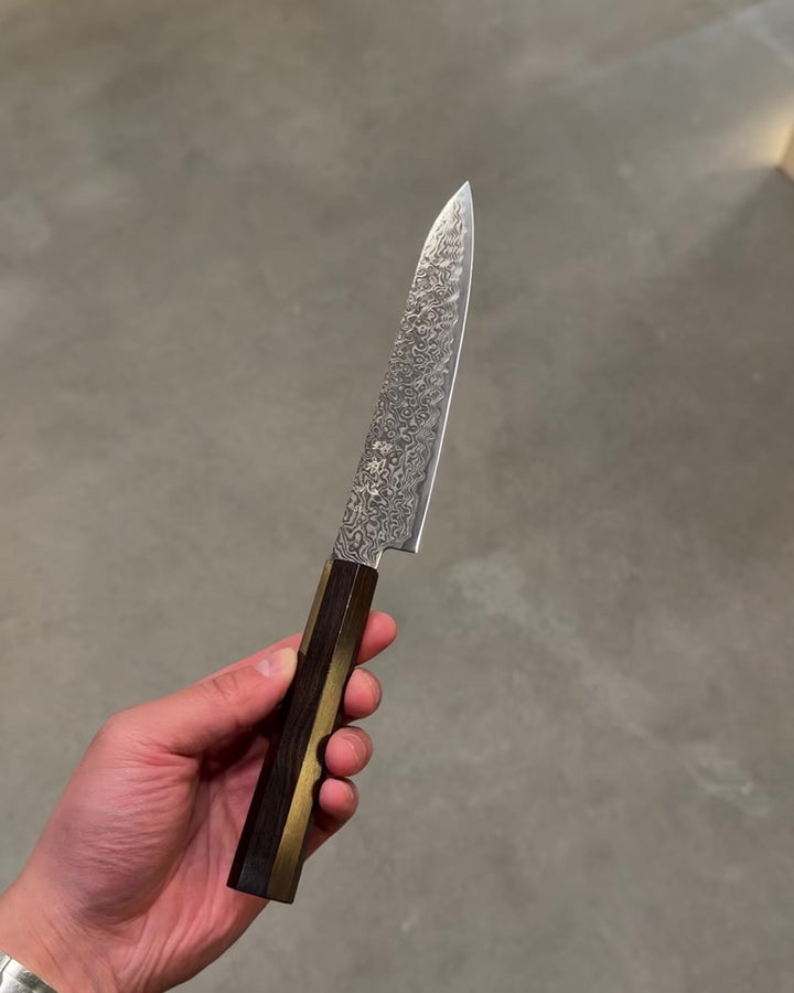 Universalkniv 150 mm, HATSUKOKORO Ryuhyo SG2 Kurozome Damascus Petty