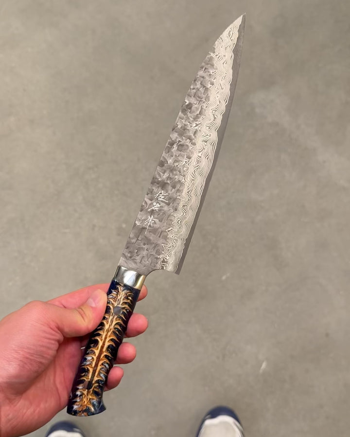 Kokkekniv 210 mm, TAKESHI SAJI V10 Cross Blue Pine Gyuto