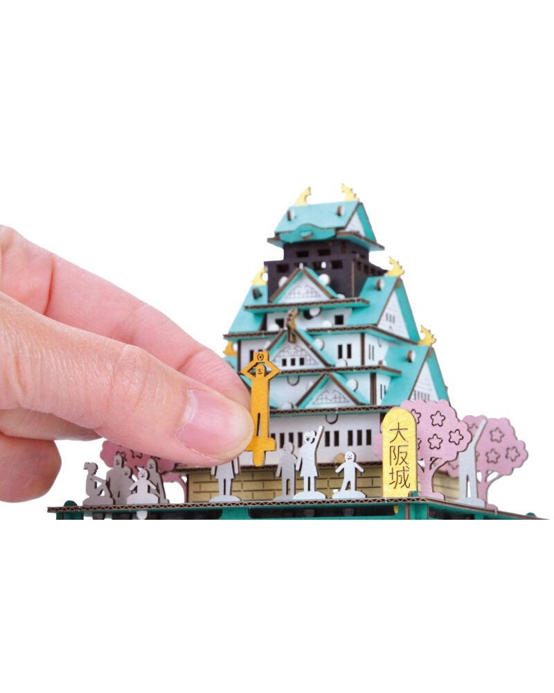 PUSUPUSU Osaka Castle tomatosharp