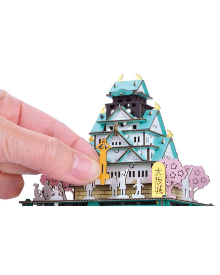 PUSUPUSU Osaka Castle tomatosharp