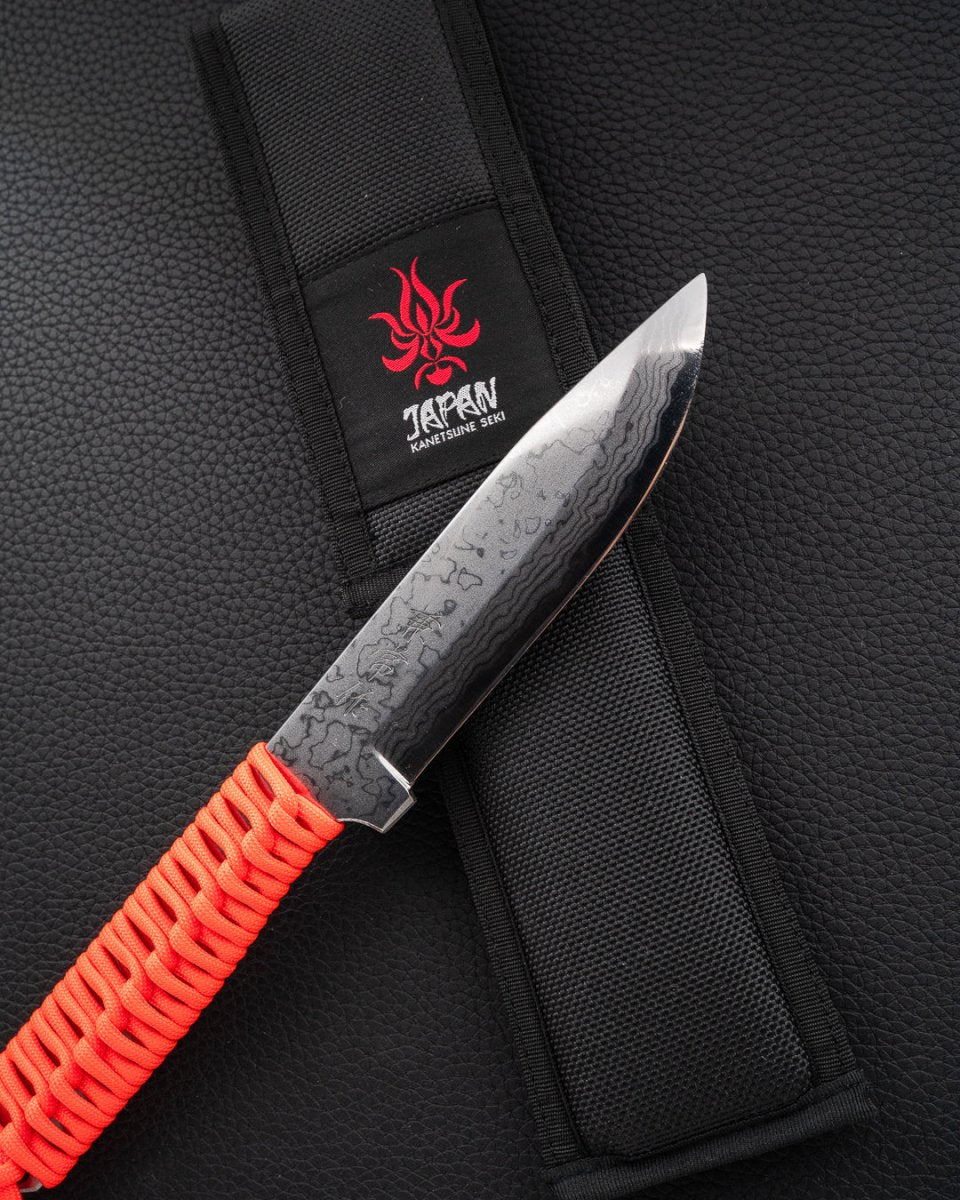SEKI KANETSUNE Shu-Karasu Damascus Blue Steel Turkniv 120 mm tomatosharp