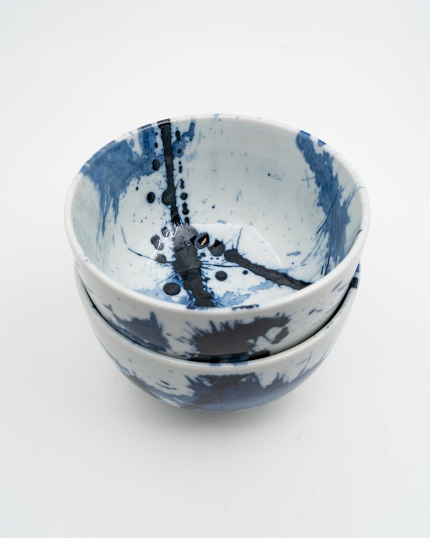 Skålsett 2×350 ml, MADE IN JAPAN Blue & White Splash med spisepinner MIJ