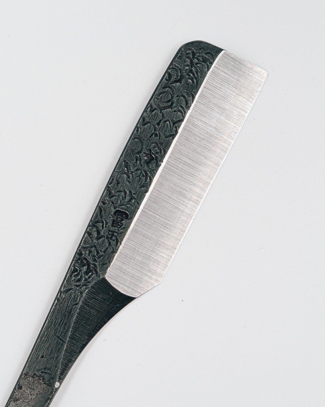 TOMITA Blue Steel Kamisori Barberkniv 50 mm Tomita